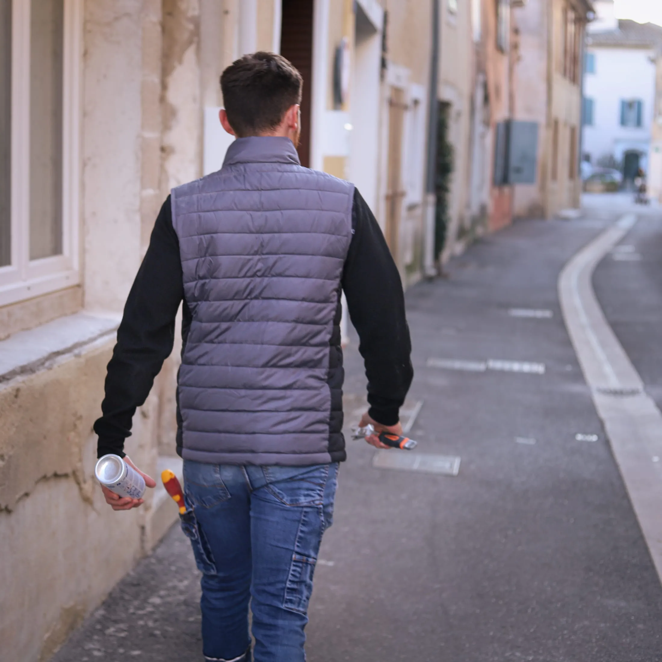 L'artisan Modern House Concept dans une rue du Vaucluse